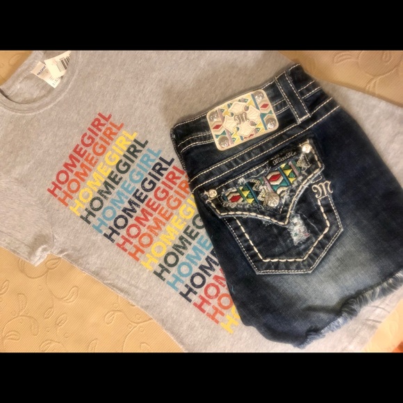 HOMEGIRL TEE - Picture 6 of 6